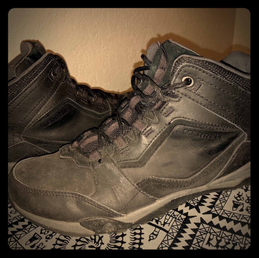 Merrell boot, sz 9.5